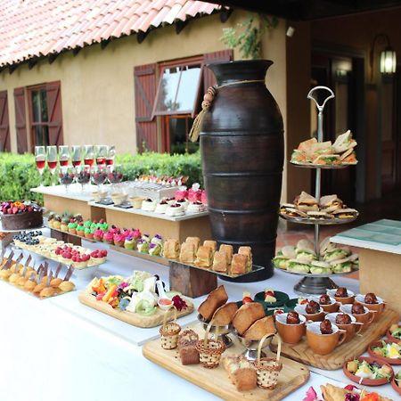 Lombardy Boutique Hotel & Conference Venue Pretoria Bagian luar foto