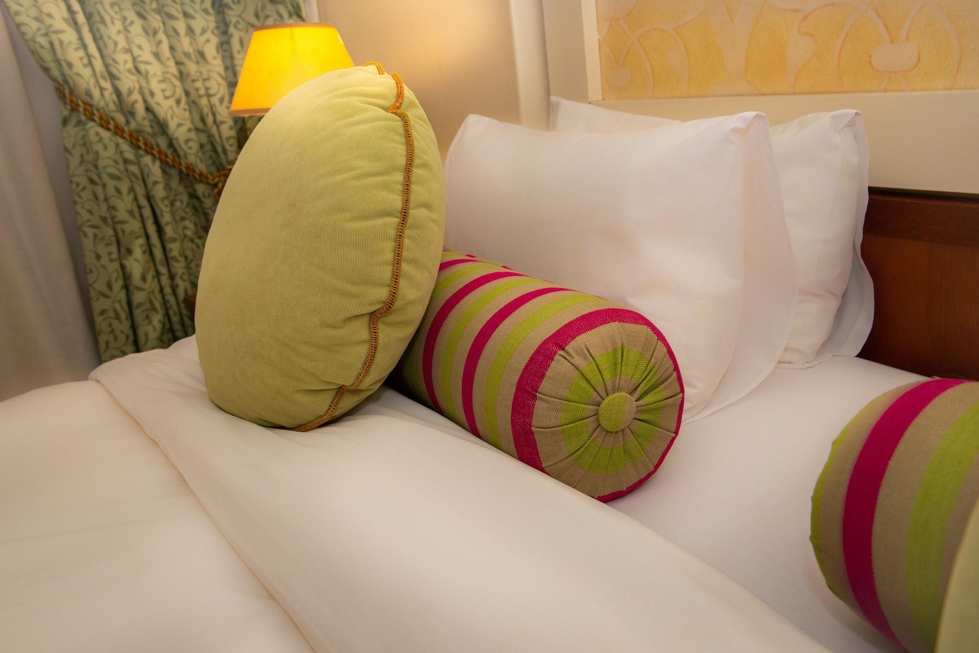 Lombardy Boutique Hotel & Conference Venue Pretoria Bagian luar foto