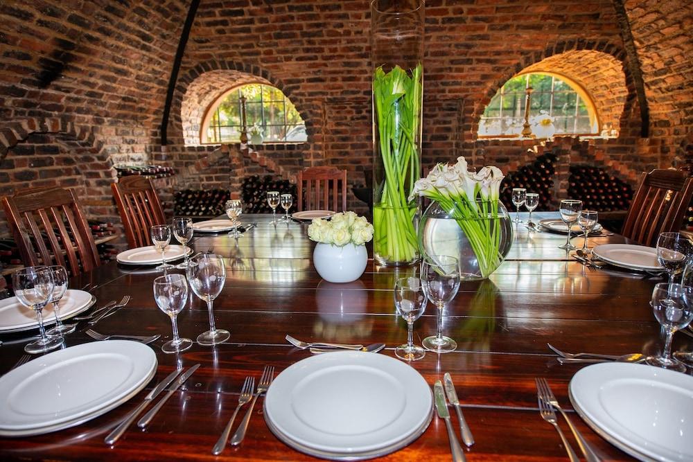 Lombardy Boutique Hotel & Conference Venue Pretoria Bagian luar foto