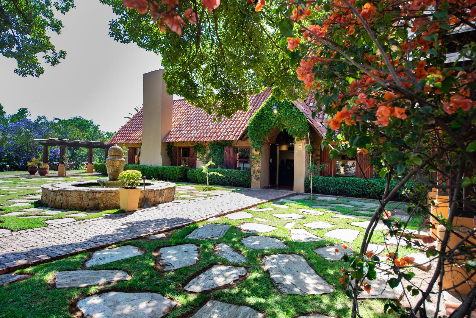 Lombardy Boutique Hotel & Conference Venue Pretoria Bagian luar foto