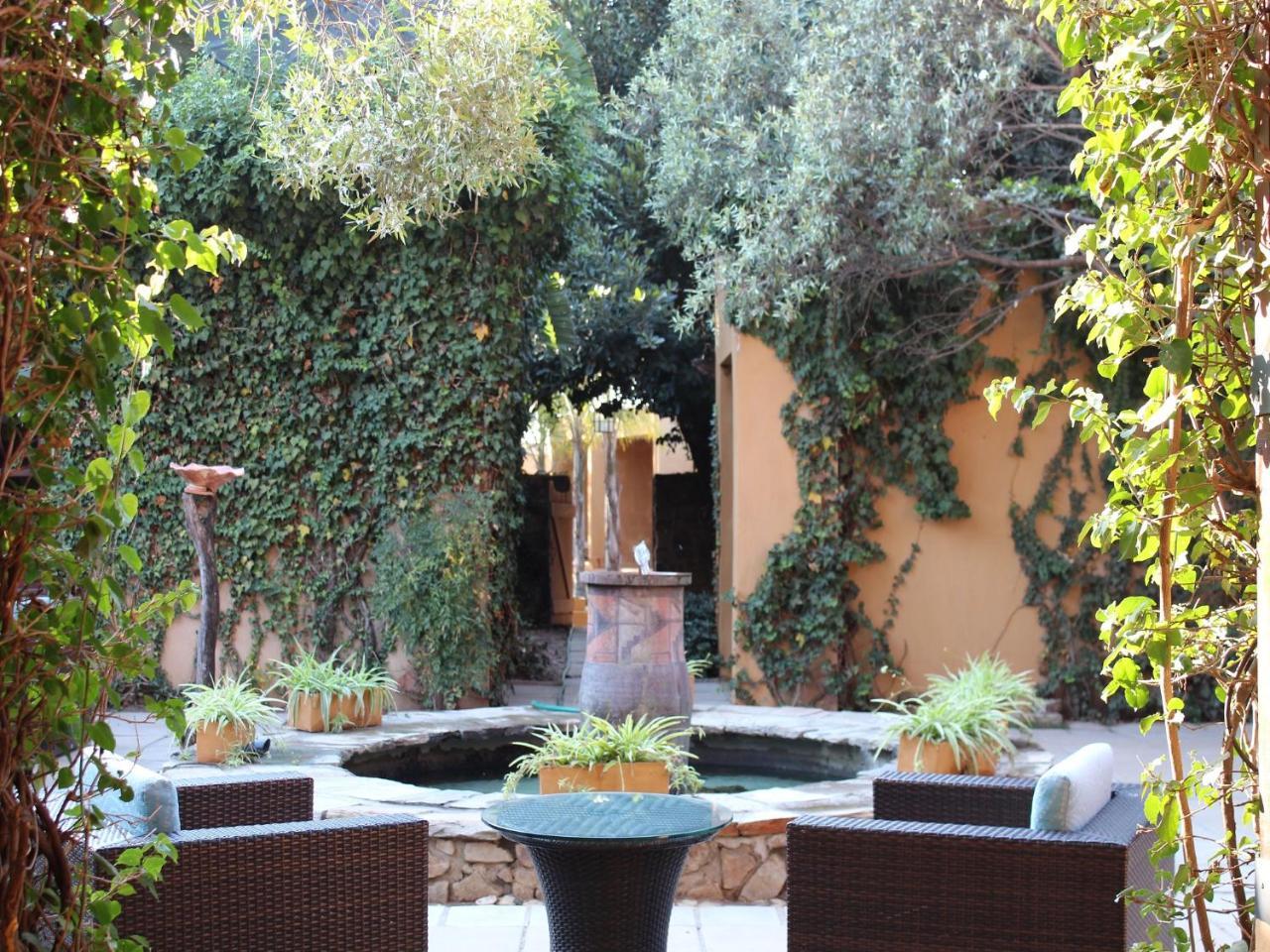 Lombardy Boutique Hotel & Conference Venue Pretoria Bagian luar foto