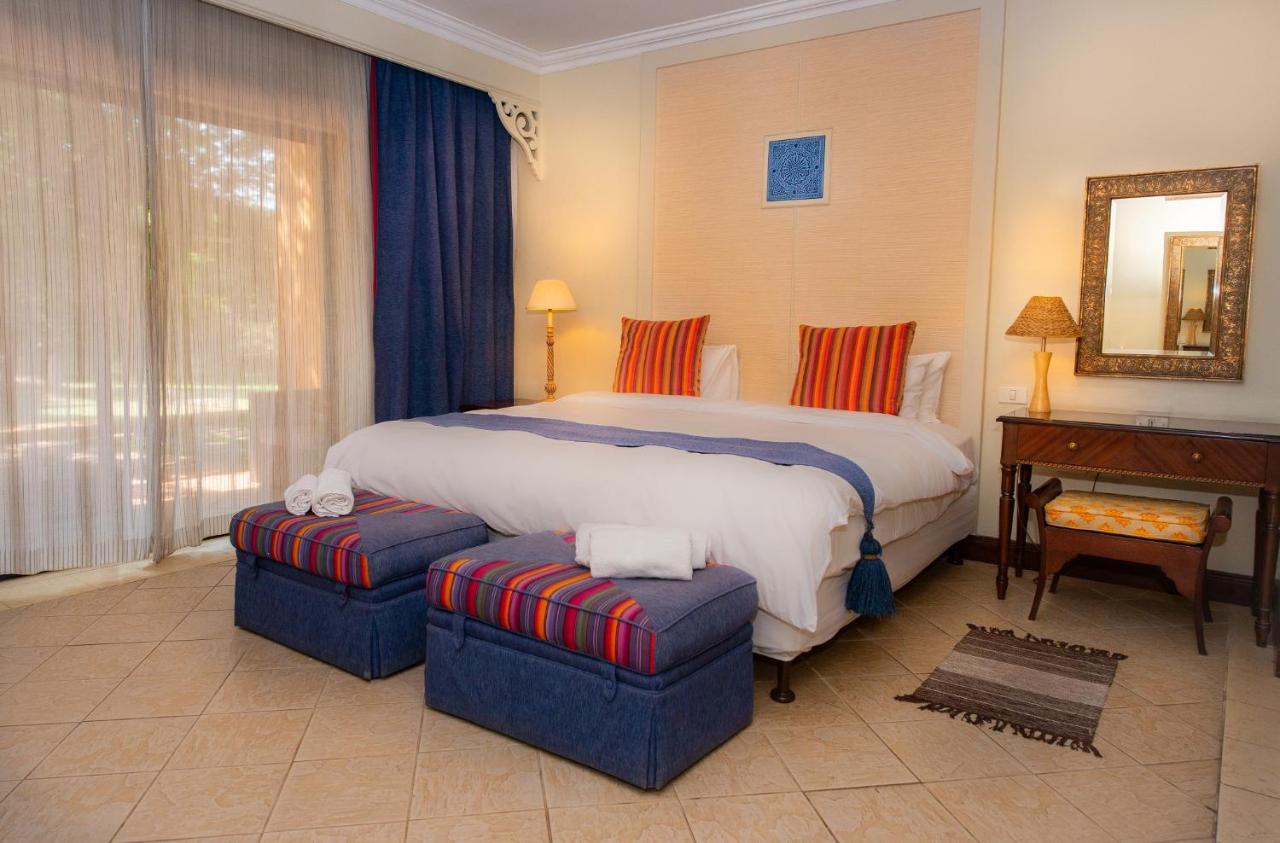 Lombardy Boutique Hotel & Conference Venue Pretoria Bagian luar foto