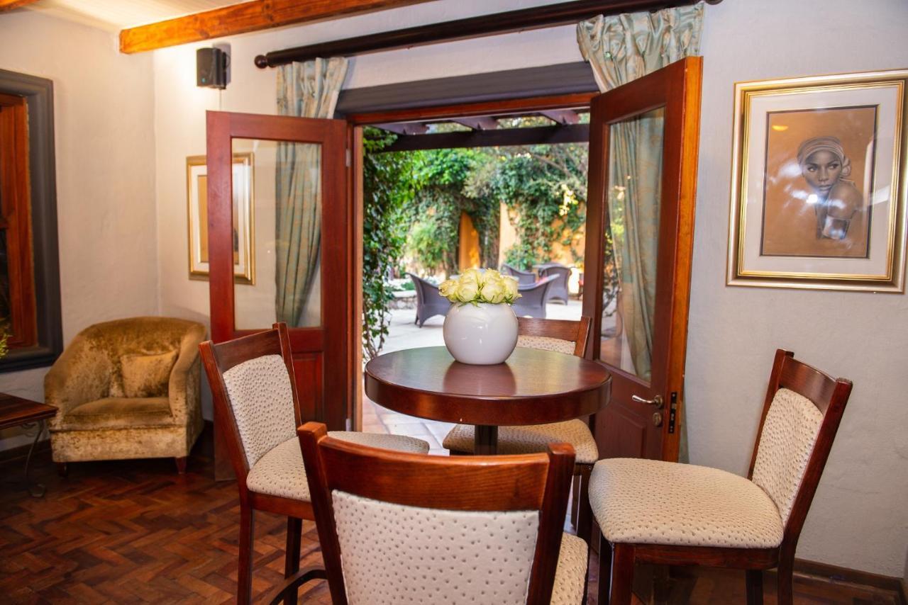 Lombardy Boutique Hotel & Conference Venue Pretoria Bagian luar foto